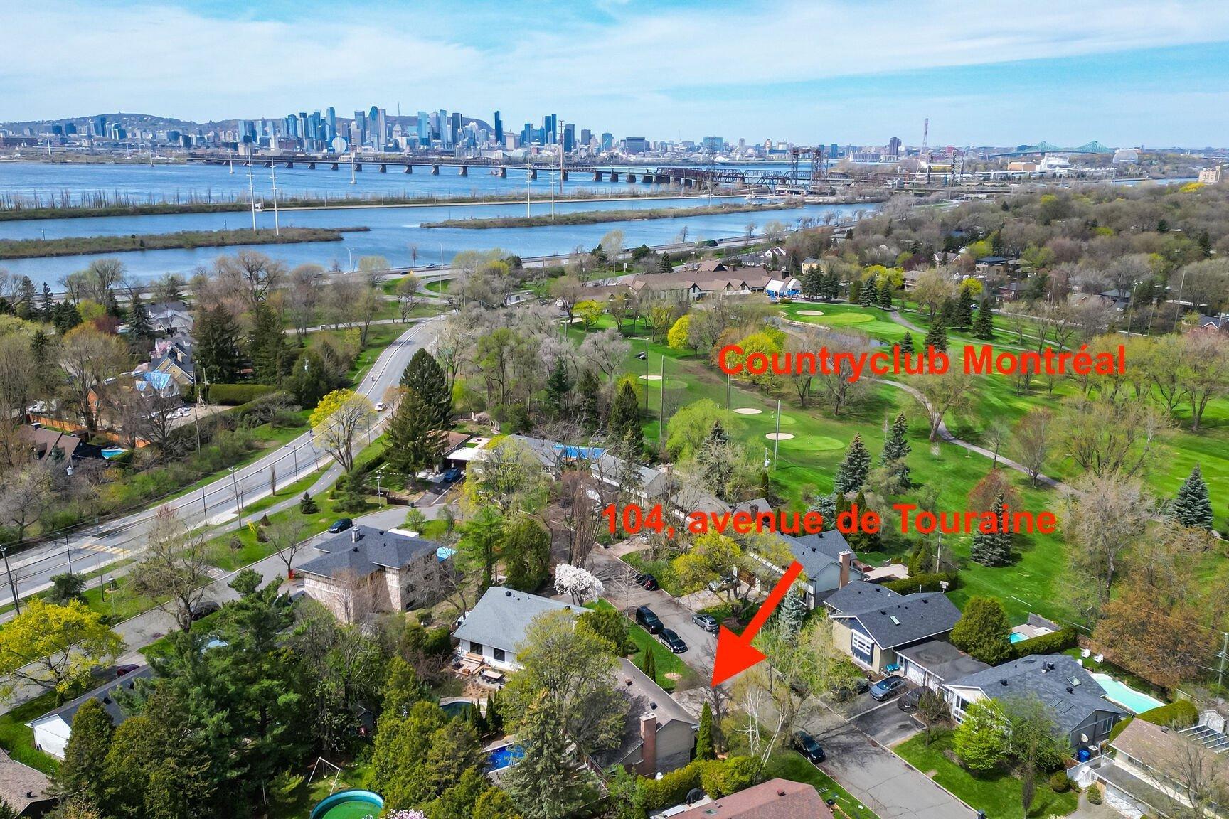 









104


Av. de Touraine

,
Saint-Lambert,




QC
J4S1H2


