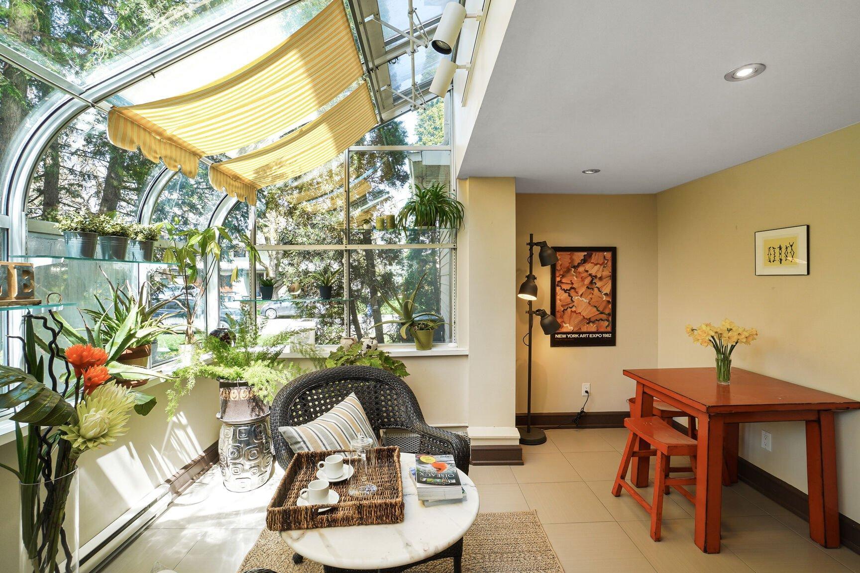 









104


Av. de Touraine

,
Saint-Lambert,




QC
J4S1H2

