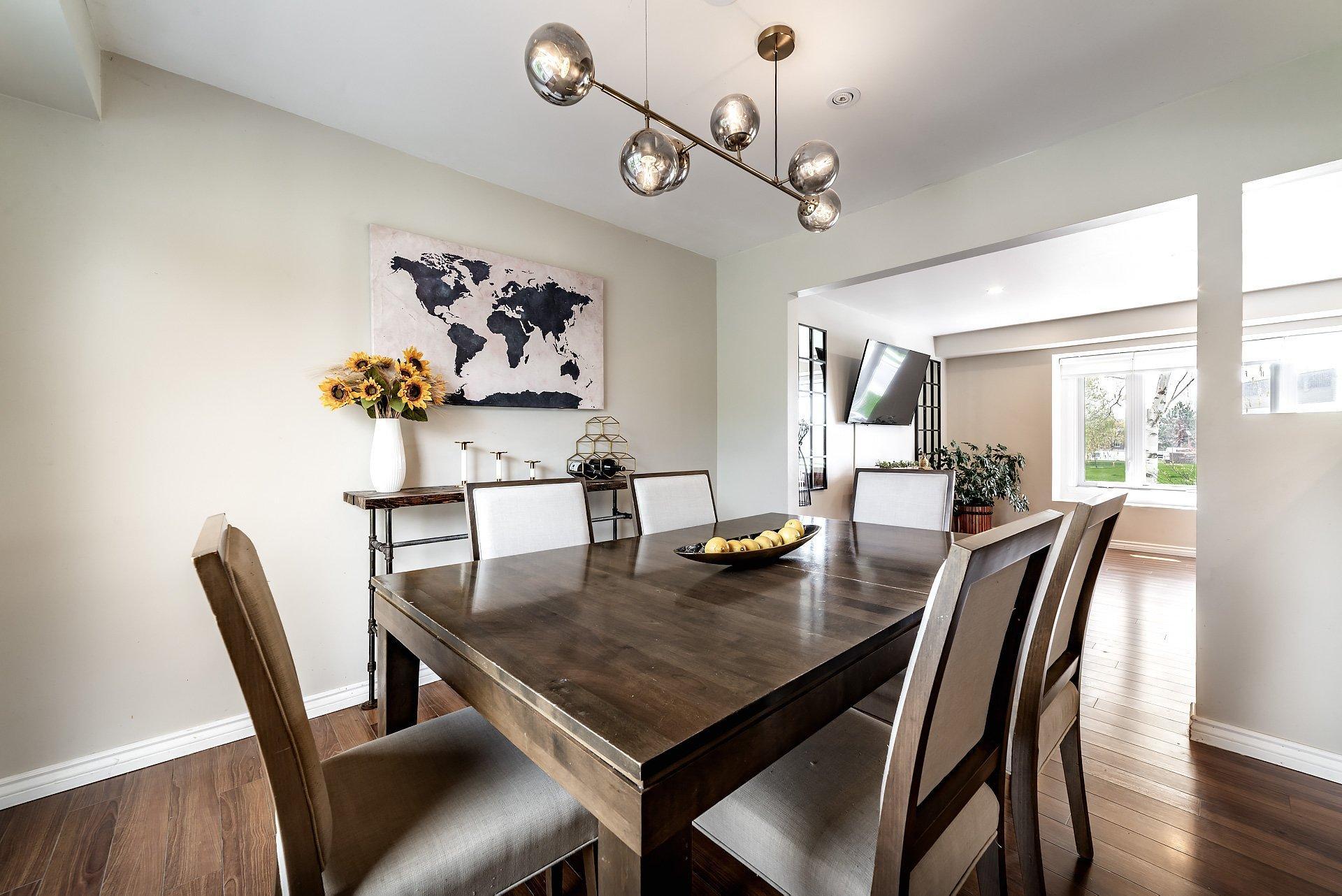 









2903


Rue Lake

,
Dollard-des-Ormeaux,




QC
H9B2K5

