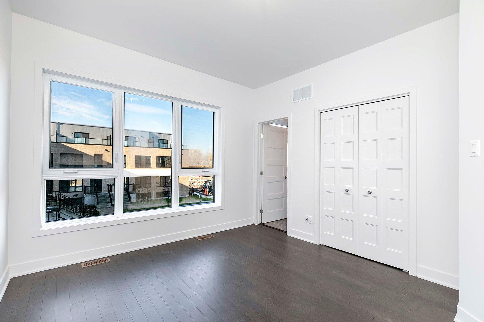 









202


Av. Jenkins

,
Montréal (Lachine),




QC
H8S0A1

