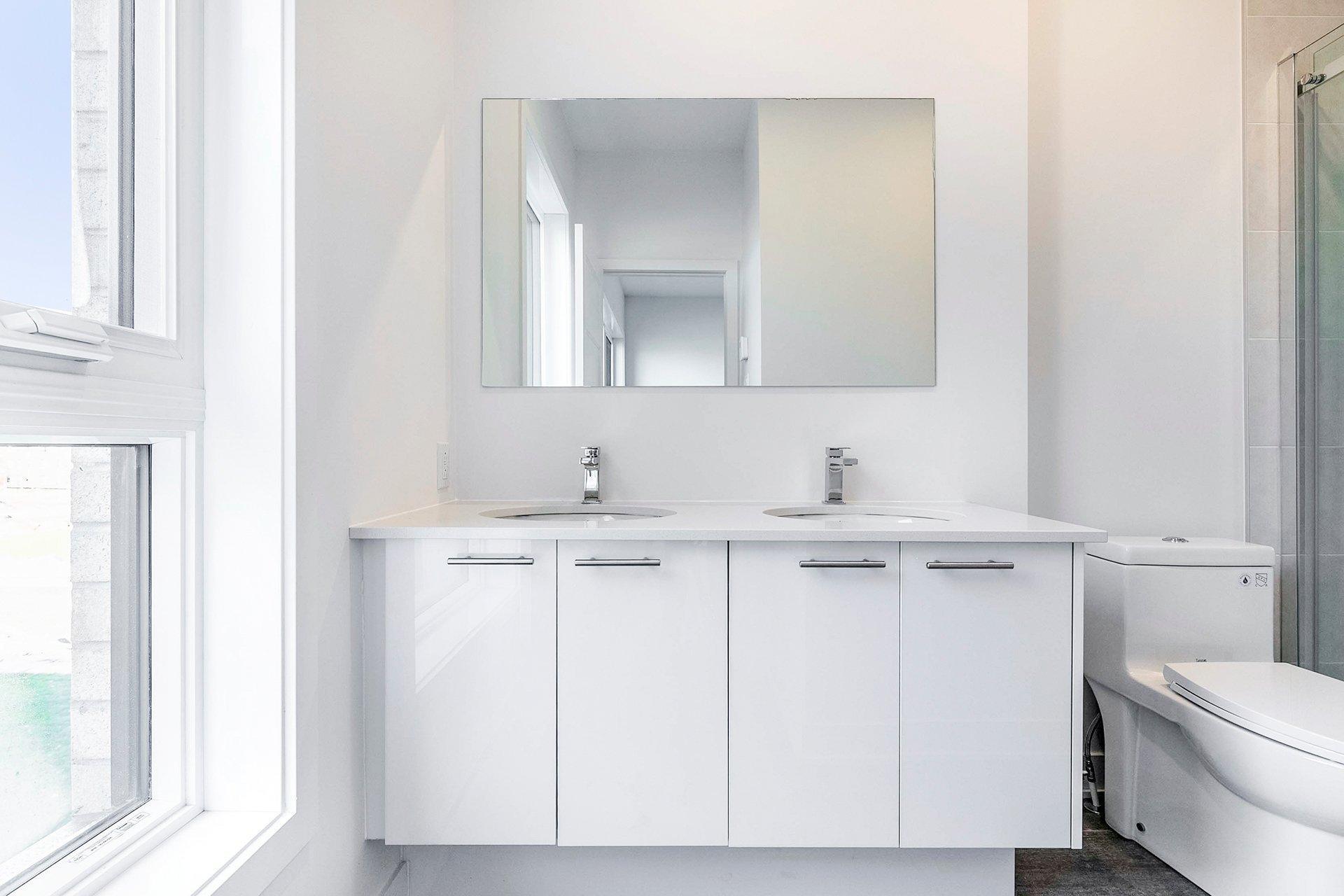 









202


Av. Jenkins

,
Montréal (Lachine),




QC
H8S0A1

