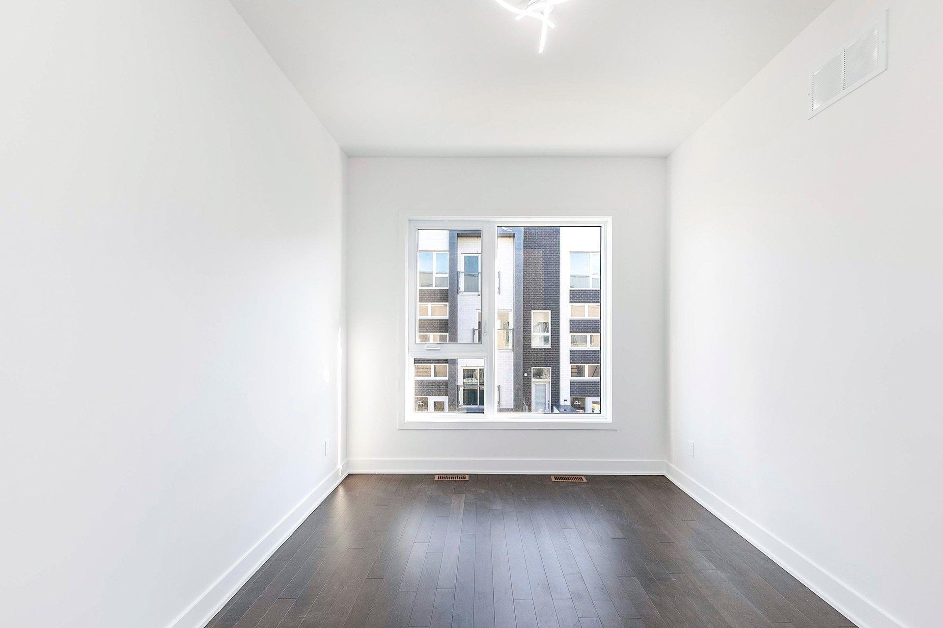 









202


Av. Jenkins

,
Montréal (Lachine),




QC
H8S0A1

