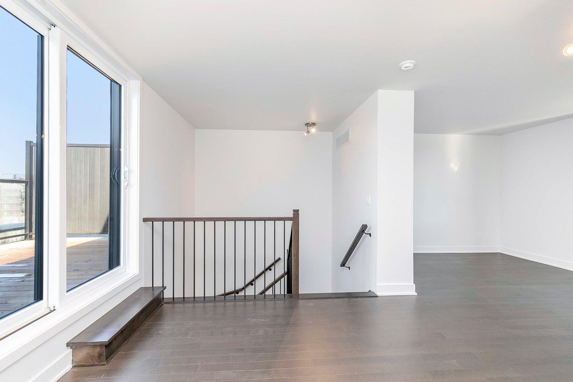 









202


Av. Jenkins

,
Montréal (Lachine),




QC
H8S0A1


