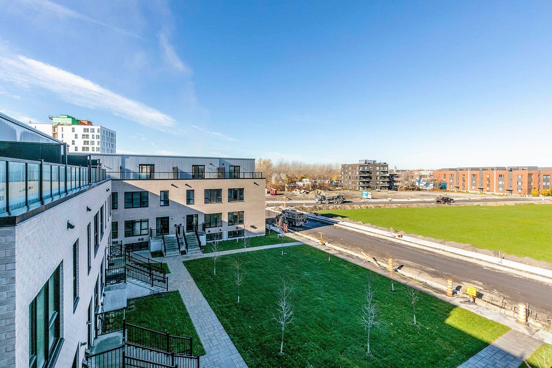 









202


Av. Jenkins

,
Montréal (Lachine),




QC
H8S0A1

