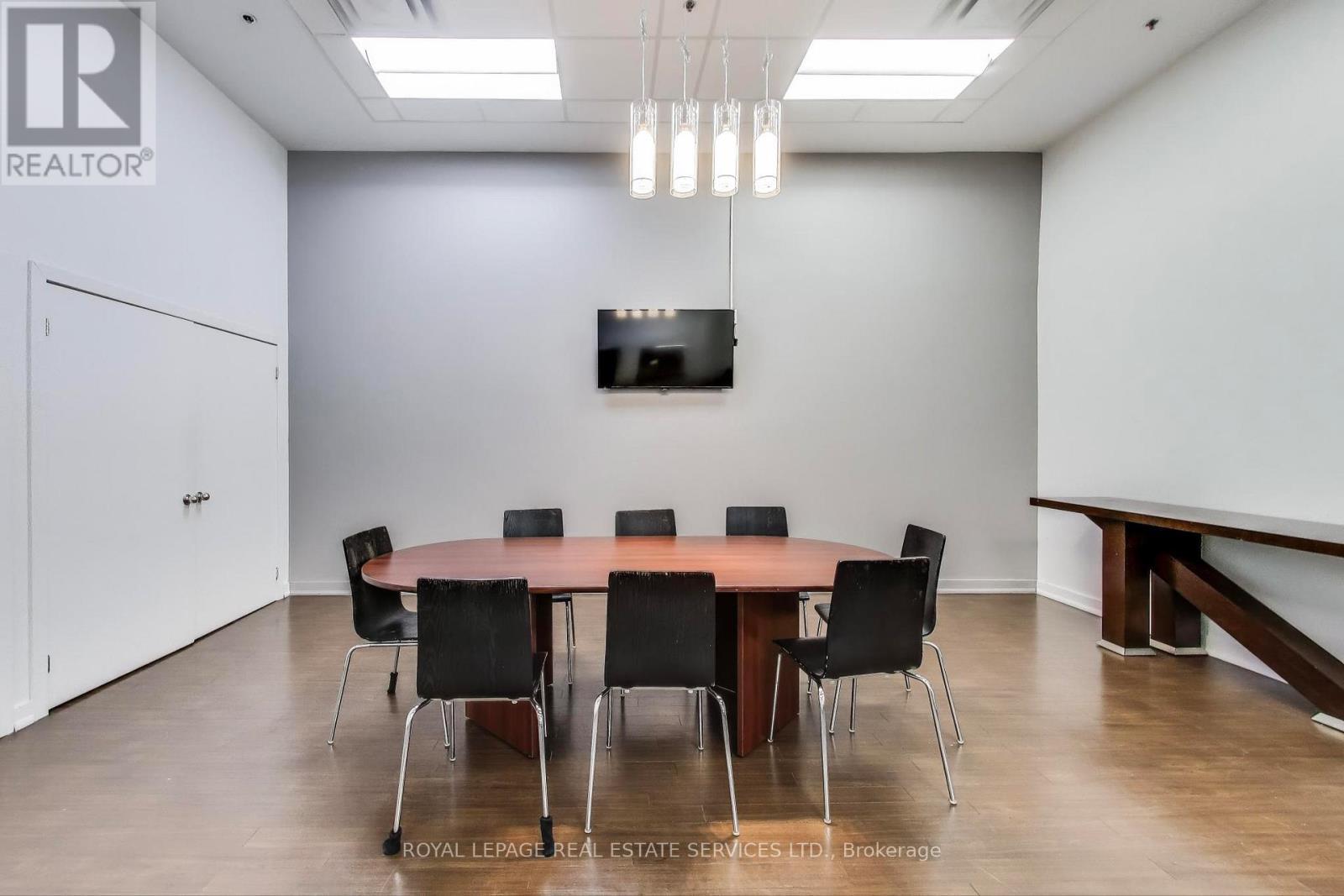












507 - 2 FIELDWAY ROAD

,
Toronto,




Ontario
M8Z0B9

