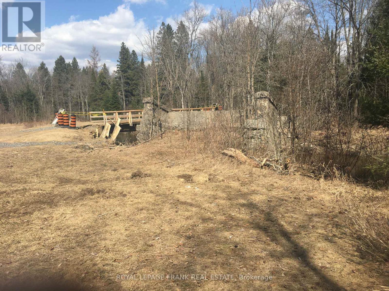 












0 PT LT 13 CON 8 ROAD

,
Wollaston,







Ontario
K0L1A0

