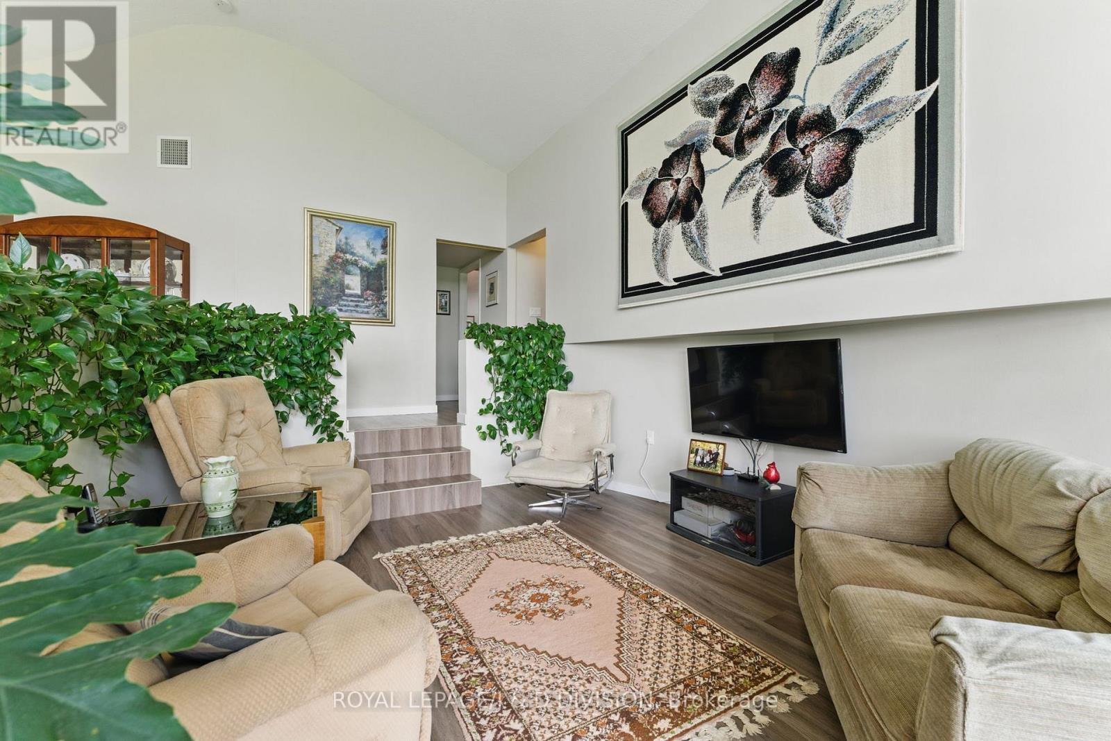 












295 BRANT ROAD

,
Brant,




Ontario
N0E1N0

