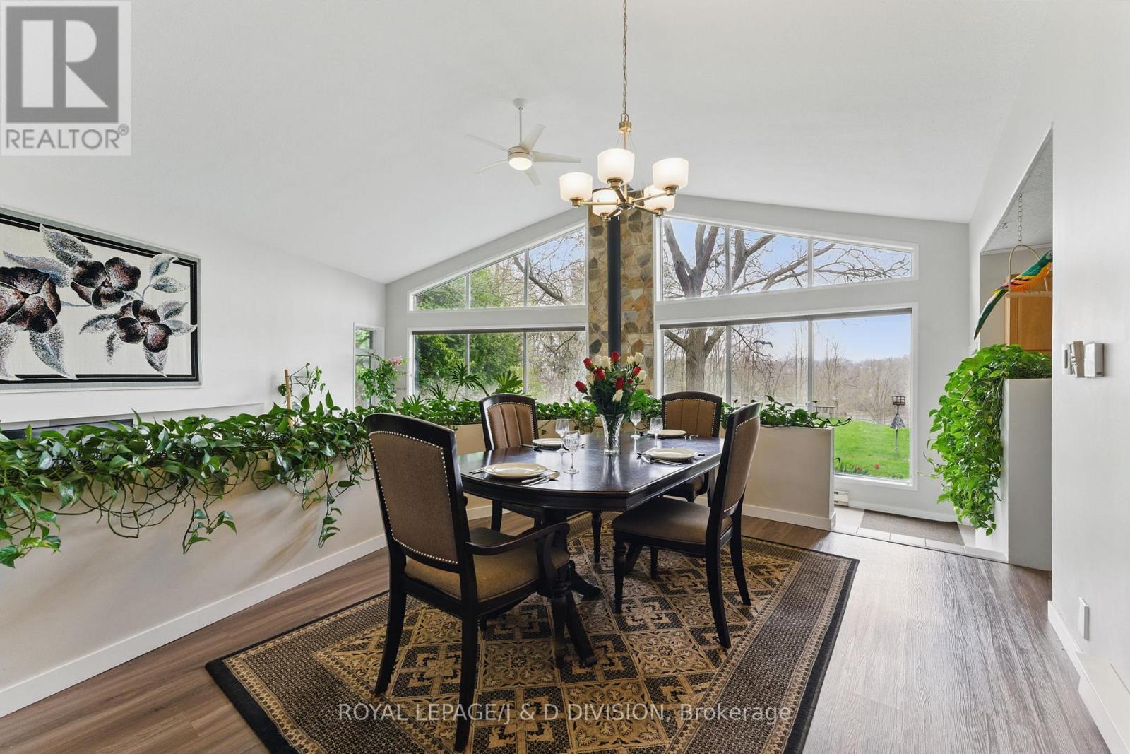 












295 BRANT ROAD

,
Brant,




Ontario
N0E1N0

