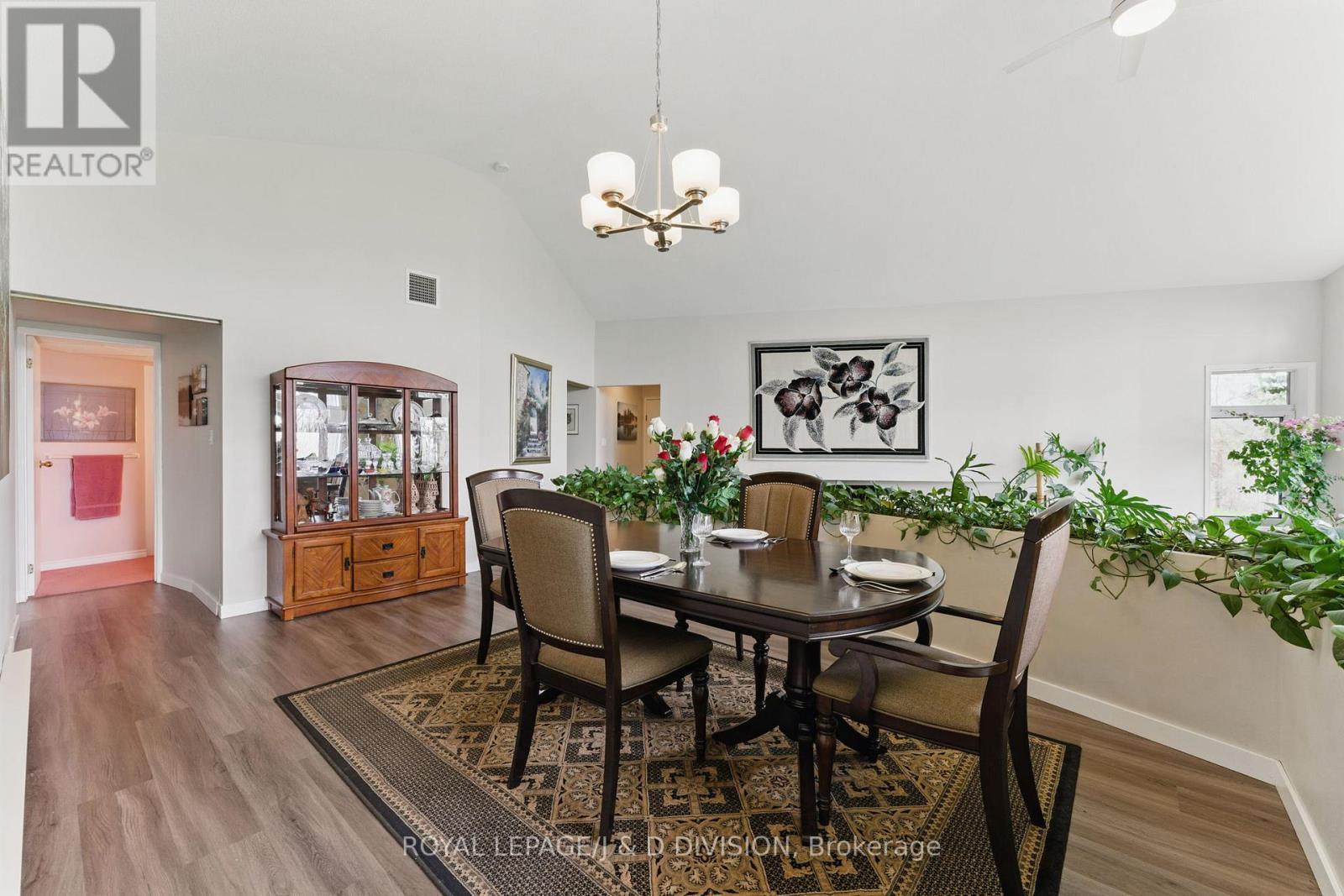 












295 BRANT ROAD

,
Brant,




Ontario
N0E1N0

