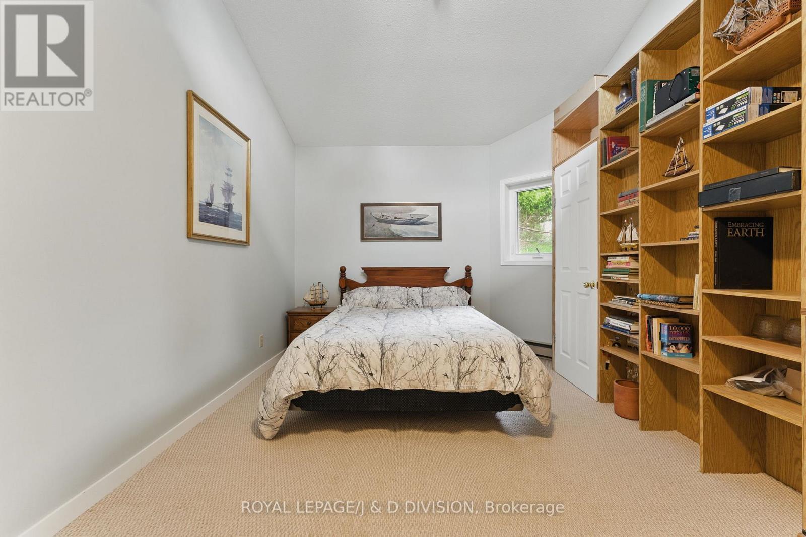












295 BRANT ROAD

,
Brant,




Ontario
N0E1N0

