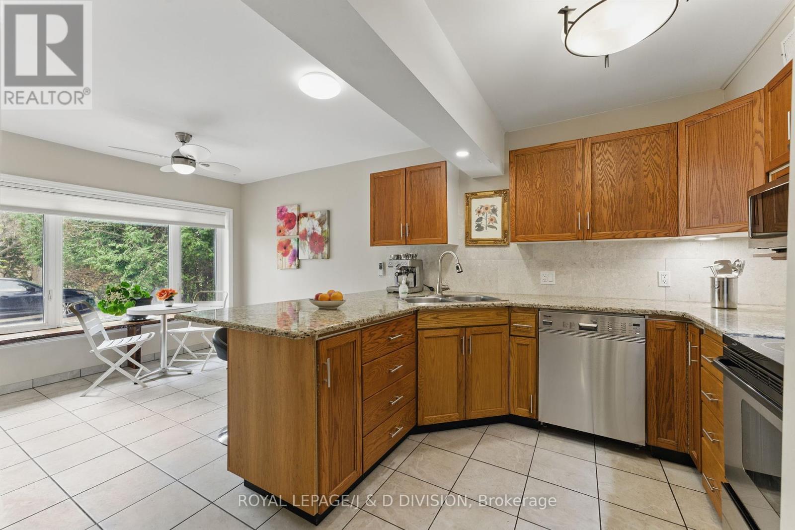 












295 BRANT ROAD

,
Brant,




Ontario
N0E1N0

