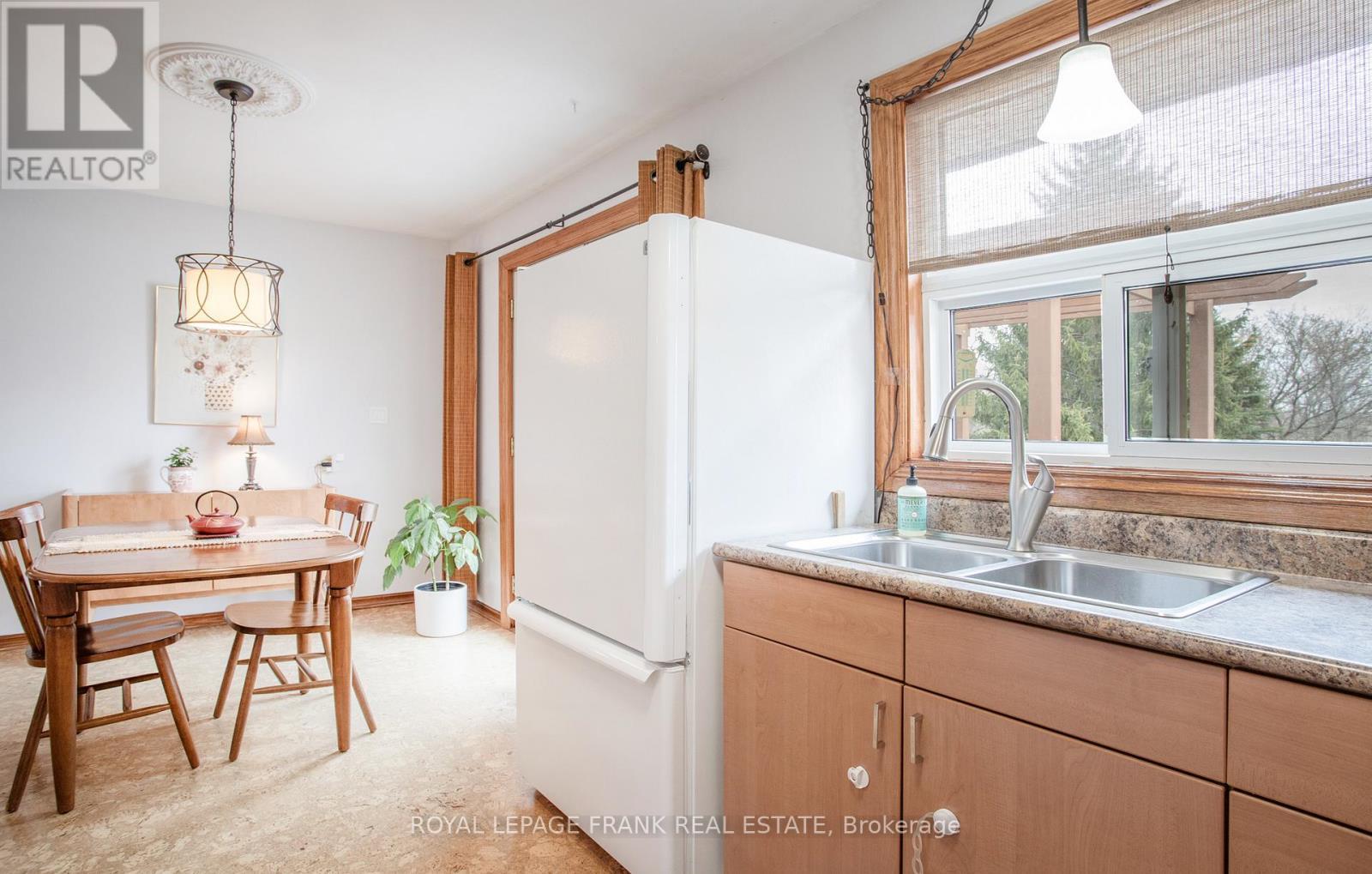 












5691 OCHONSKI ROAD

,
Clarington,




Ontario
L0B1M0

