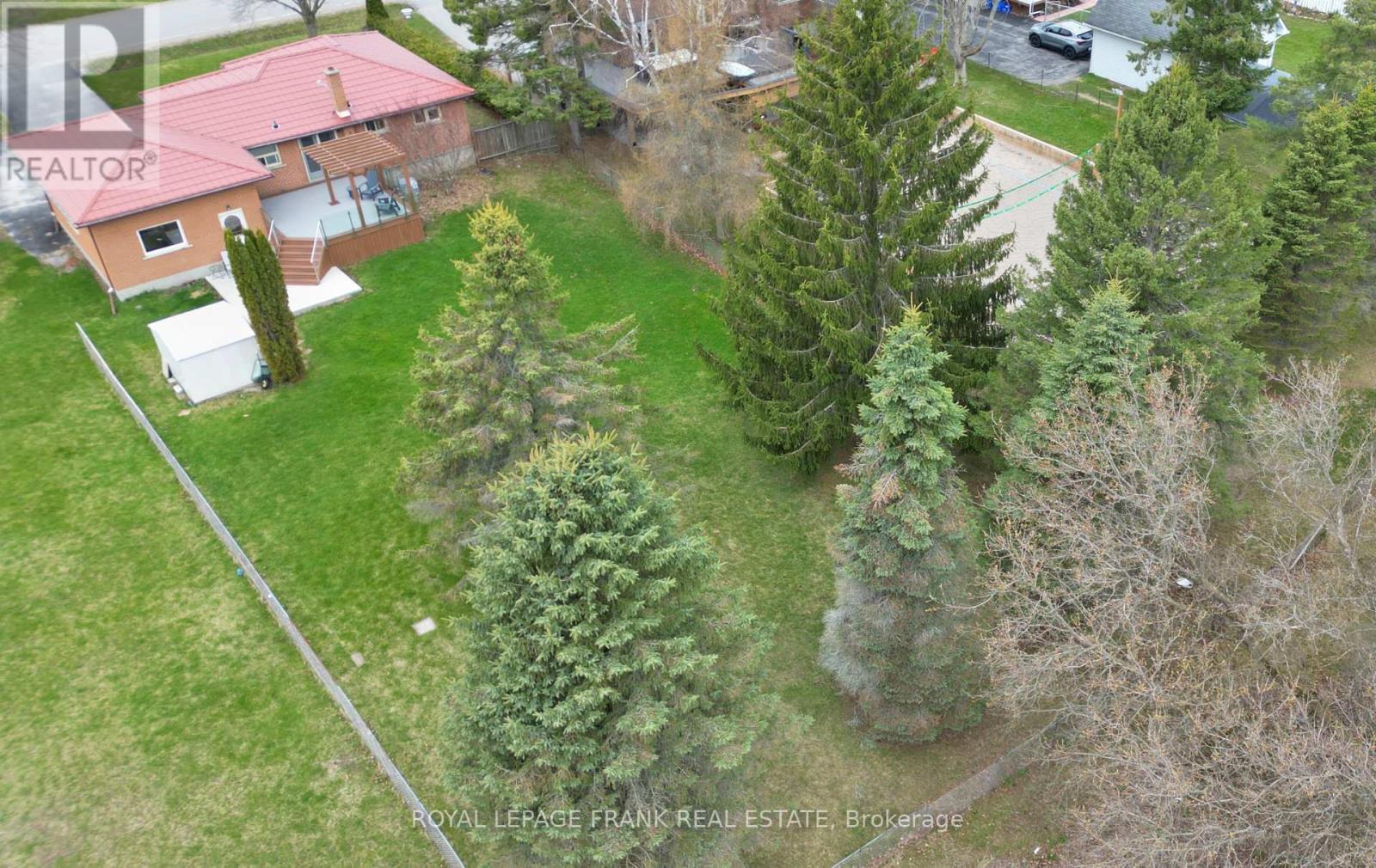 












5691 OCHONSKI ROAD

,
Clarington,




Ontario
L0B1M0

