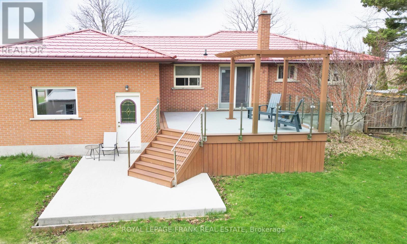 












5691 OCHONSKI ROAD

,
Clarington,




Ontario
L0B1M0

