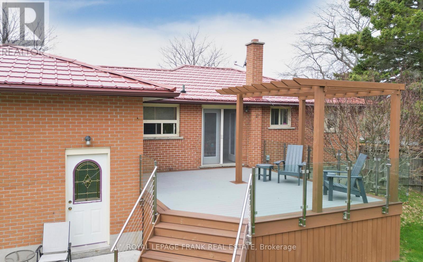 












5691 OCHONSKI ROAD

,
Clarington,




Ontario
L0B1M0

