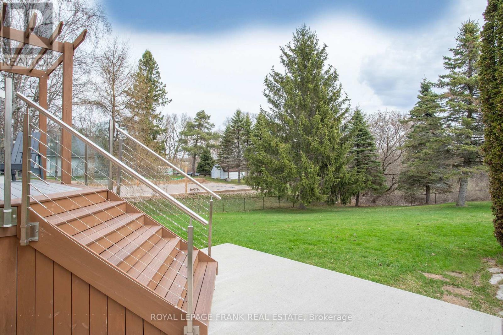 












5691 OCHONSKI ROAD

,
Clarington,




Ontario
L0B1M0

