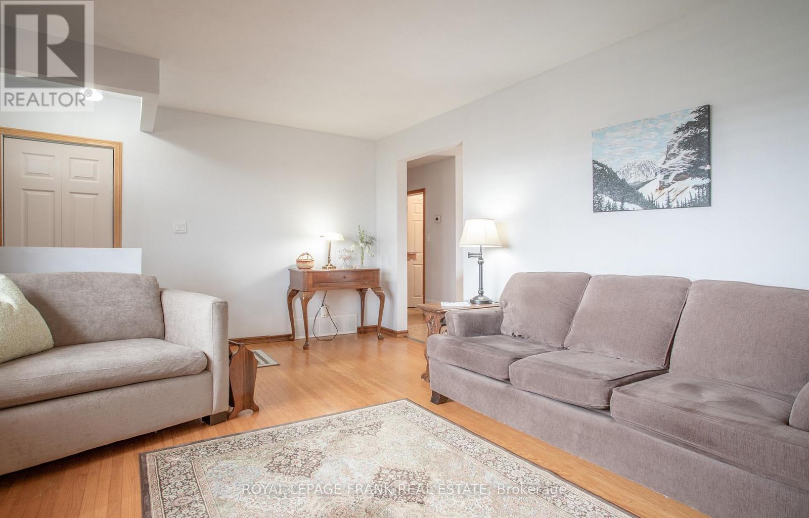 












5691 OCHONSKI ROAD

,
Clarington,




Ontario
L0B1M0

