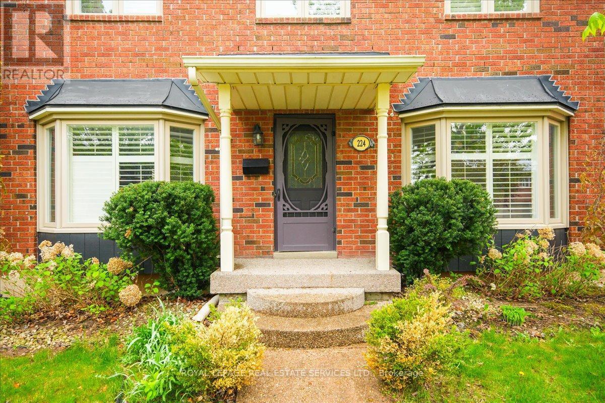 












224 O'DONOGHUE AVENUE

,
Oakville,




Ontario
L6H3W6

