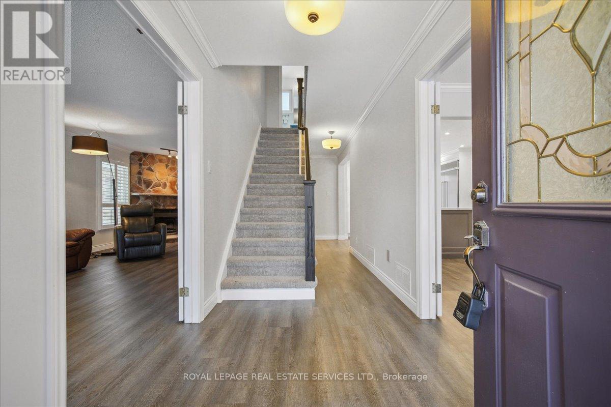 












224 O'DONOGHUE AVENUE

,
Oakville,




Ontario
L6H3W6

