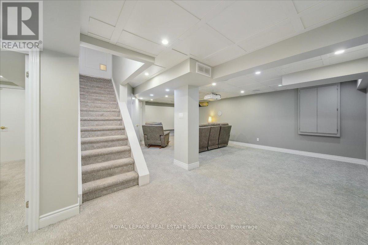 












224 O'DONOGHUE AVENUE

,
Oakville,




Ontario
L6H3W6

