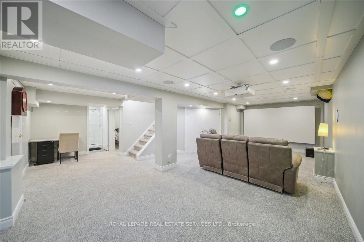 












224 O'DONOGHUE AVENUE

,
Oakville,




Ontario
L6H3W6

