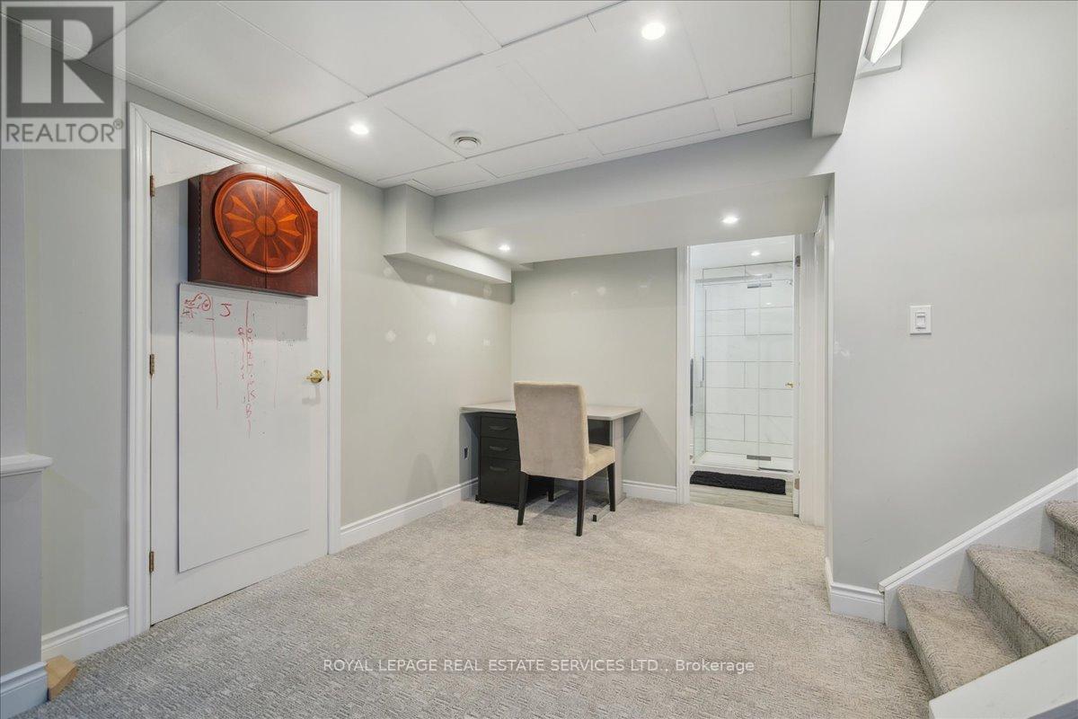 












224 O'DONOGHUE AVENUE

,
Oakville,




Ontario
L6H3W6

