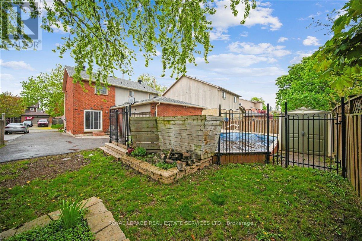 












224 O'DONOGHUE AVENUE

,
Oakville,




Ontario
L6H3W6

