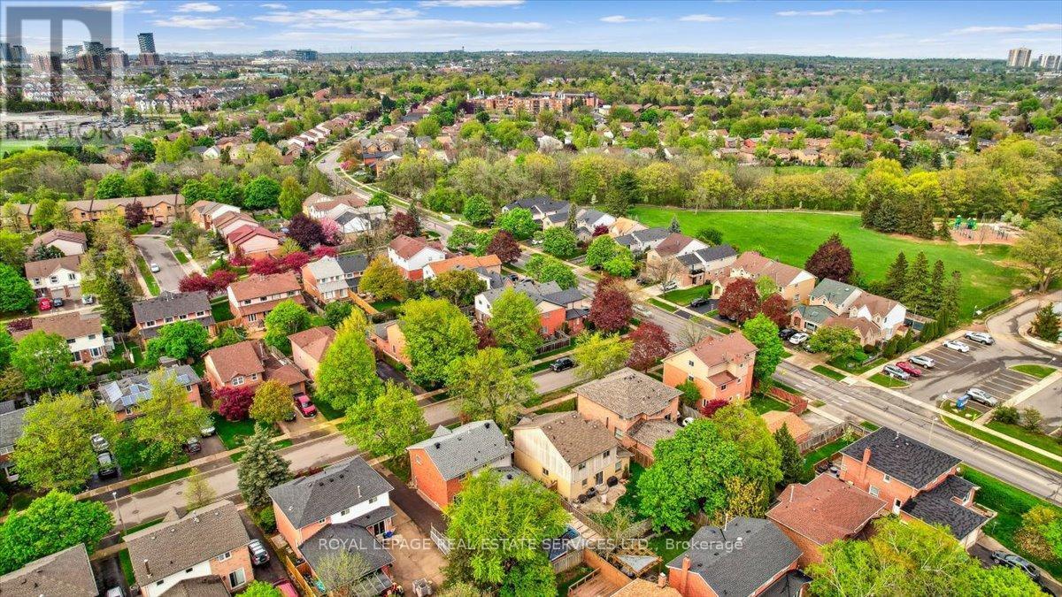 












224 O'DONOGHUE AVENUE

,
Oakville,




Ontario
L6H3W6

