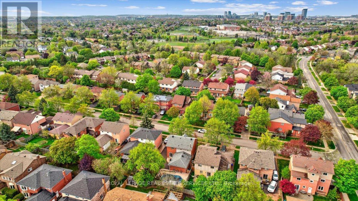 












224 O'DONOGHUE AVENUE

,
Oakville,




Ontario
L6H3W6

