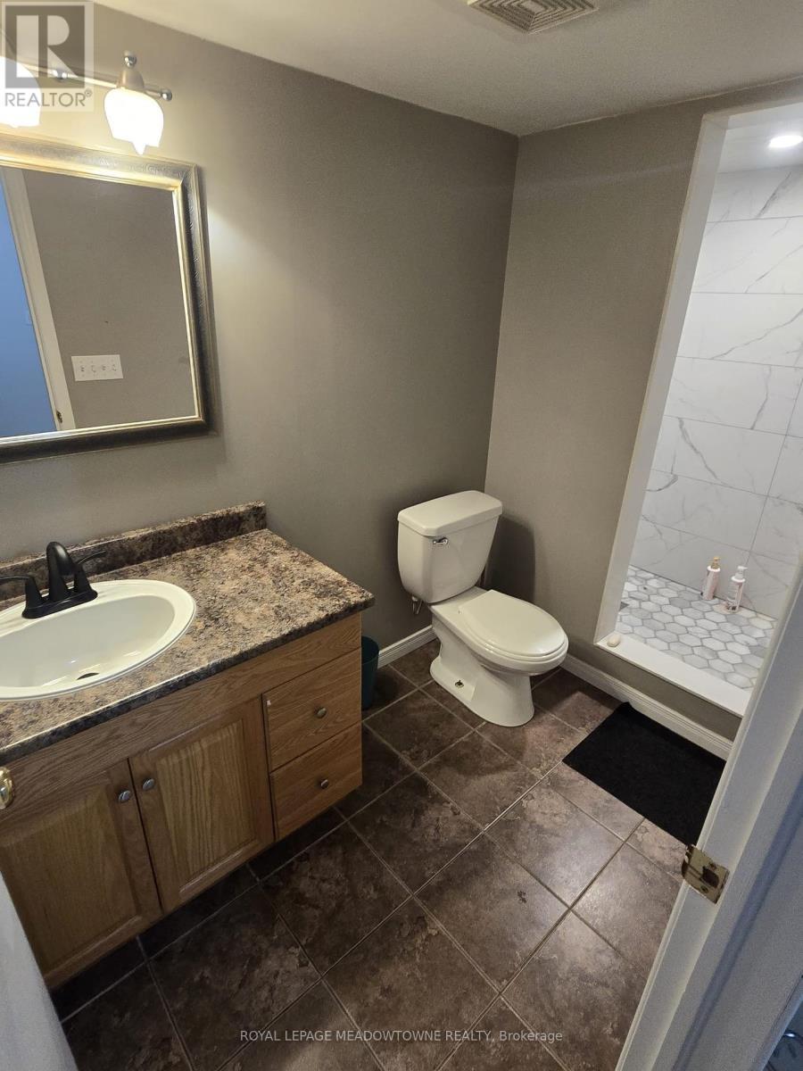 












BASEMENT - 28 AMANDA WALK

,
Cambridge,




Ontario
N3C4K8

