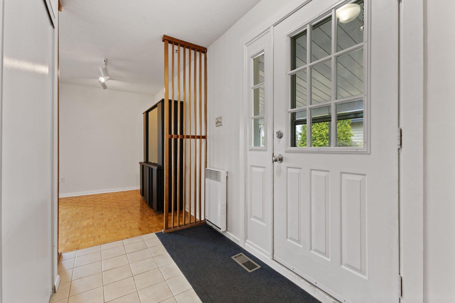 









17


Rue Eastern

,
Gatineau (Aylmer),




QC
J9H2L2

