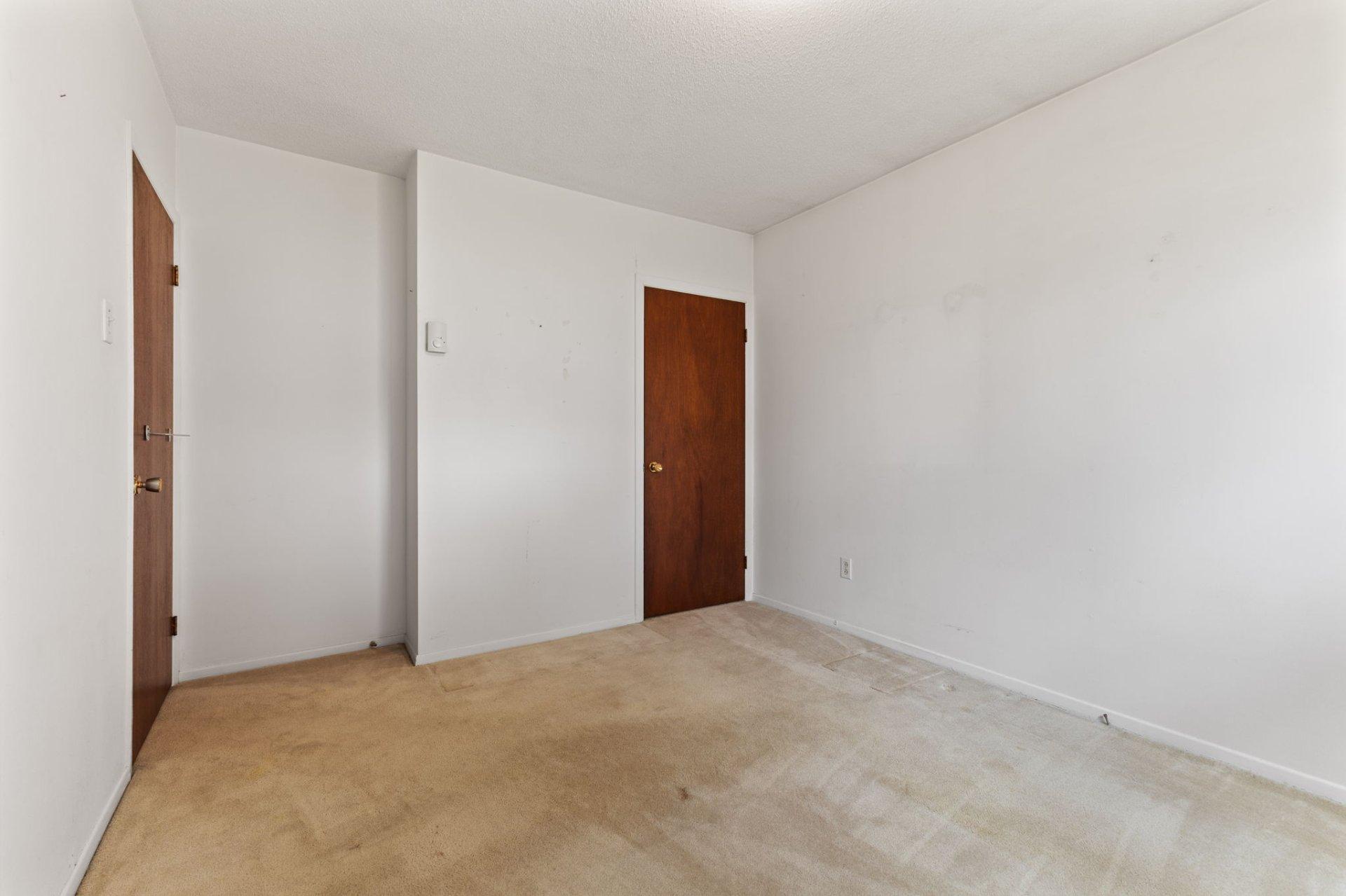 









17


Rue Eastern

,
Gatineau (Aylmer),




QC
J9H2L2

