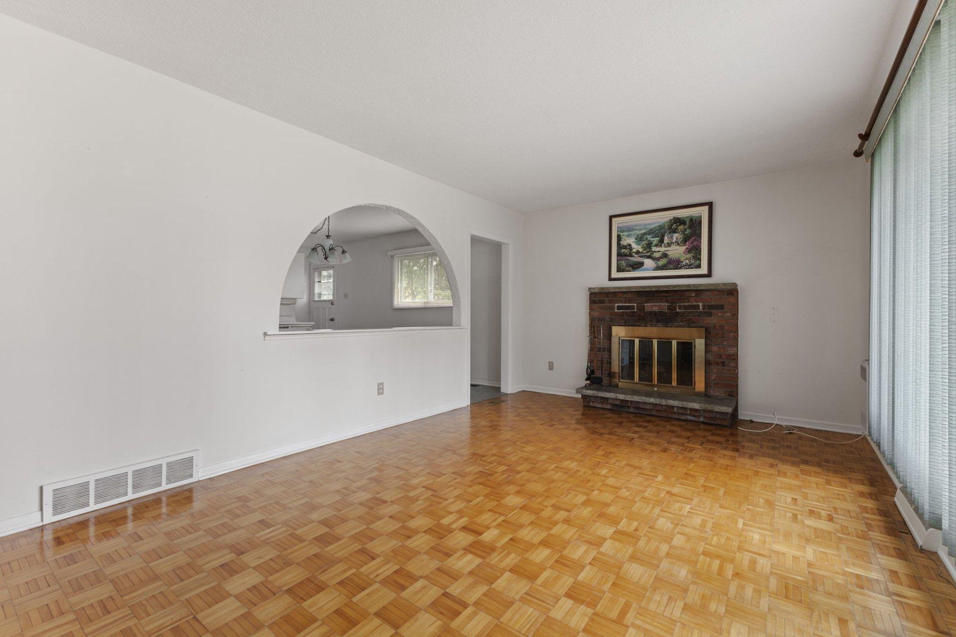 









17


Rue Eastern

,
Gatineau (Aylmer),




QC
J9H2L2

