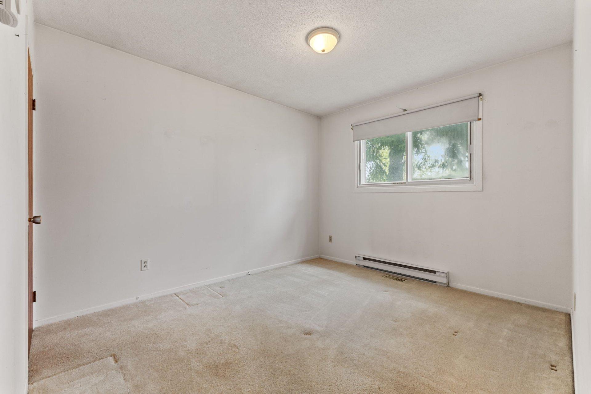 









17


Rue Eastern

,
Gatineau (Aylmer),




QC
J9H2L2

