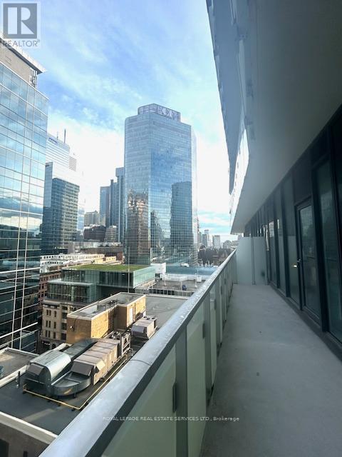 












1106 - 197 YONGE STREET

,
Toronto,




Ontario
M5B0C1

