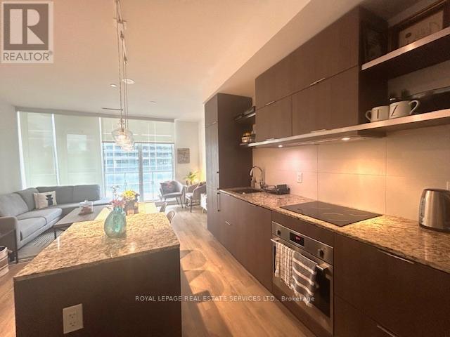 












1106 - 197 YONGE STREET

,
Toronto,




Ontario
M5B0C1

