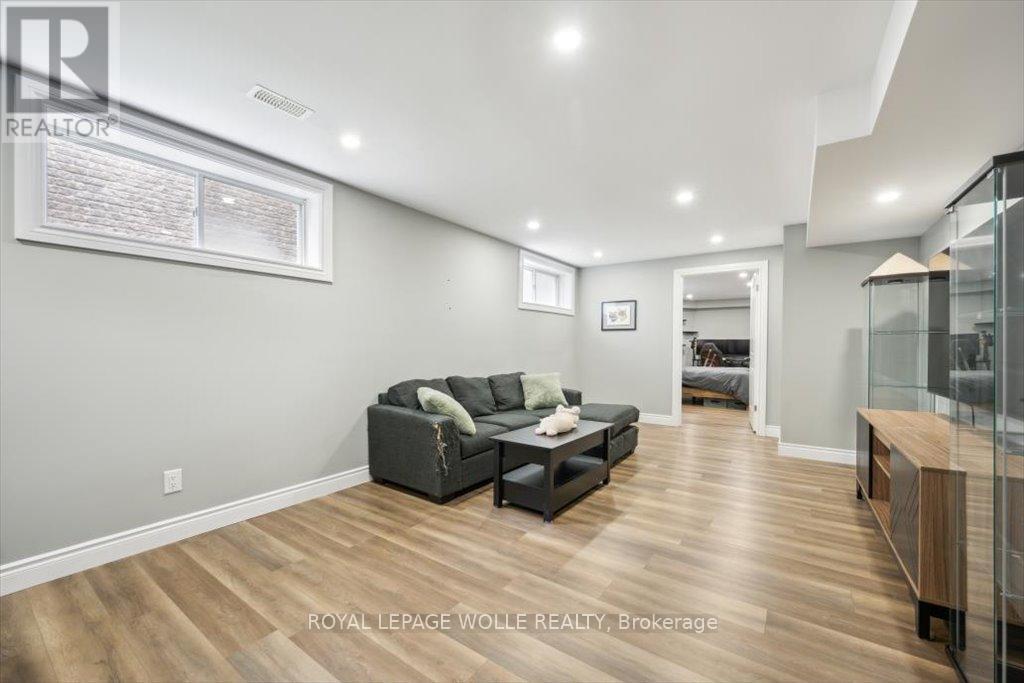 












67 EAST TREE DRIVE

,
Woolwich,




Ontario
N0B1M0

