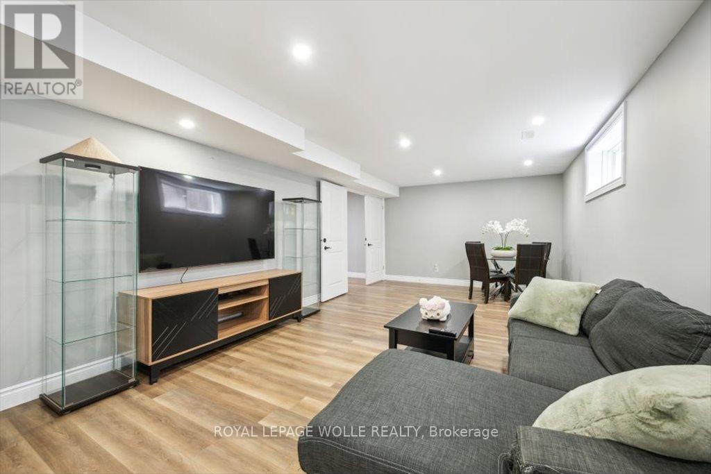 












67 EAST TREE DRIVE

,
Woolwich,




Ontario
N0B1M0

