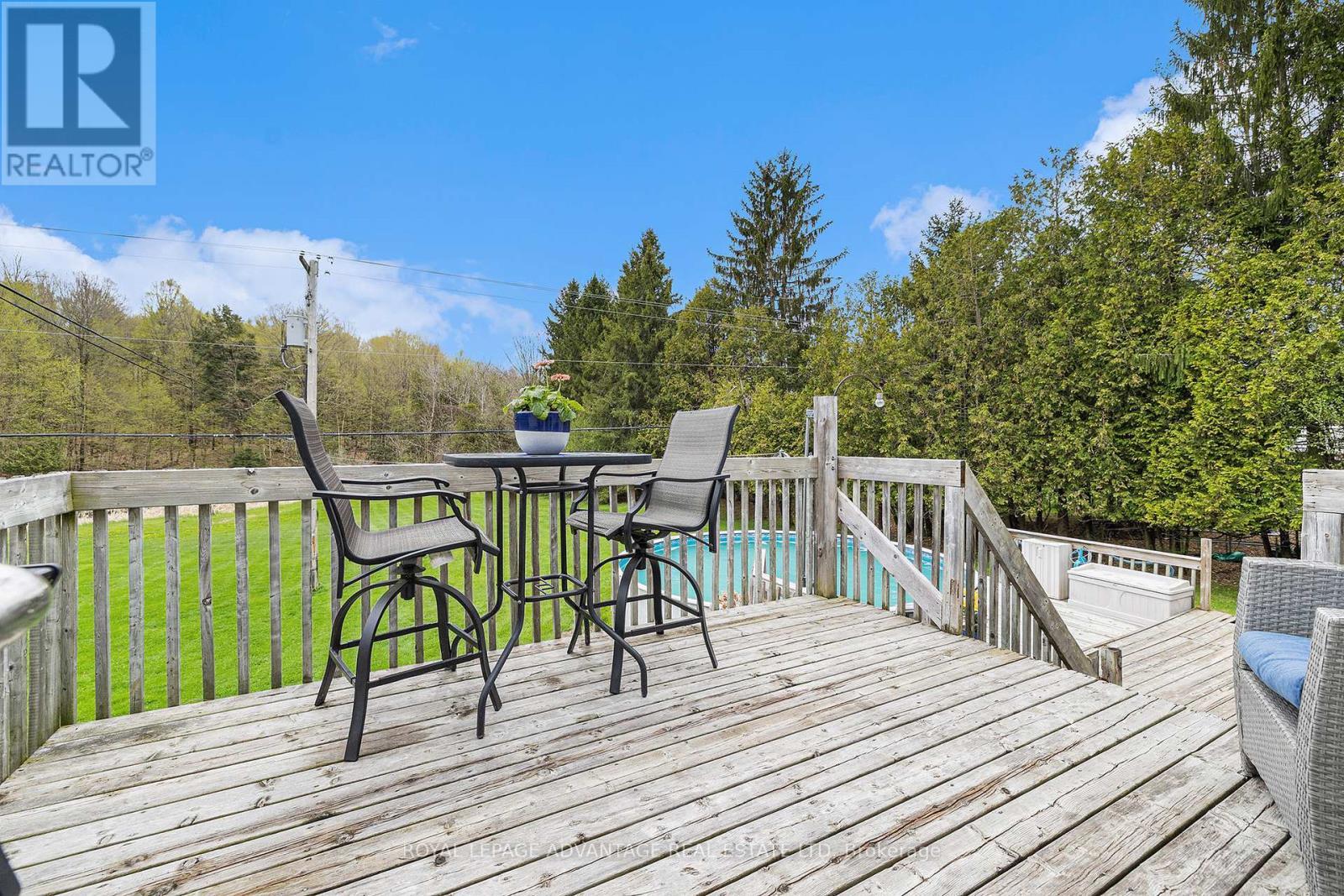 












2579 RIDEAU FERRY ROAD

,
Drummond/North Elmsley,




Ontario
K7H0G5

