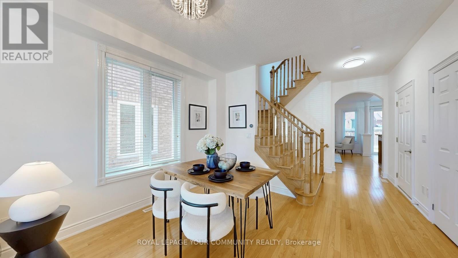 












18 SISINA AVENUE

,
Markham,




Ontario
L6C0H6

