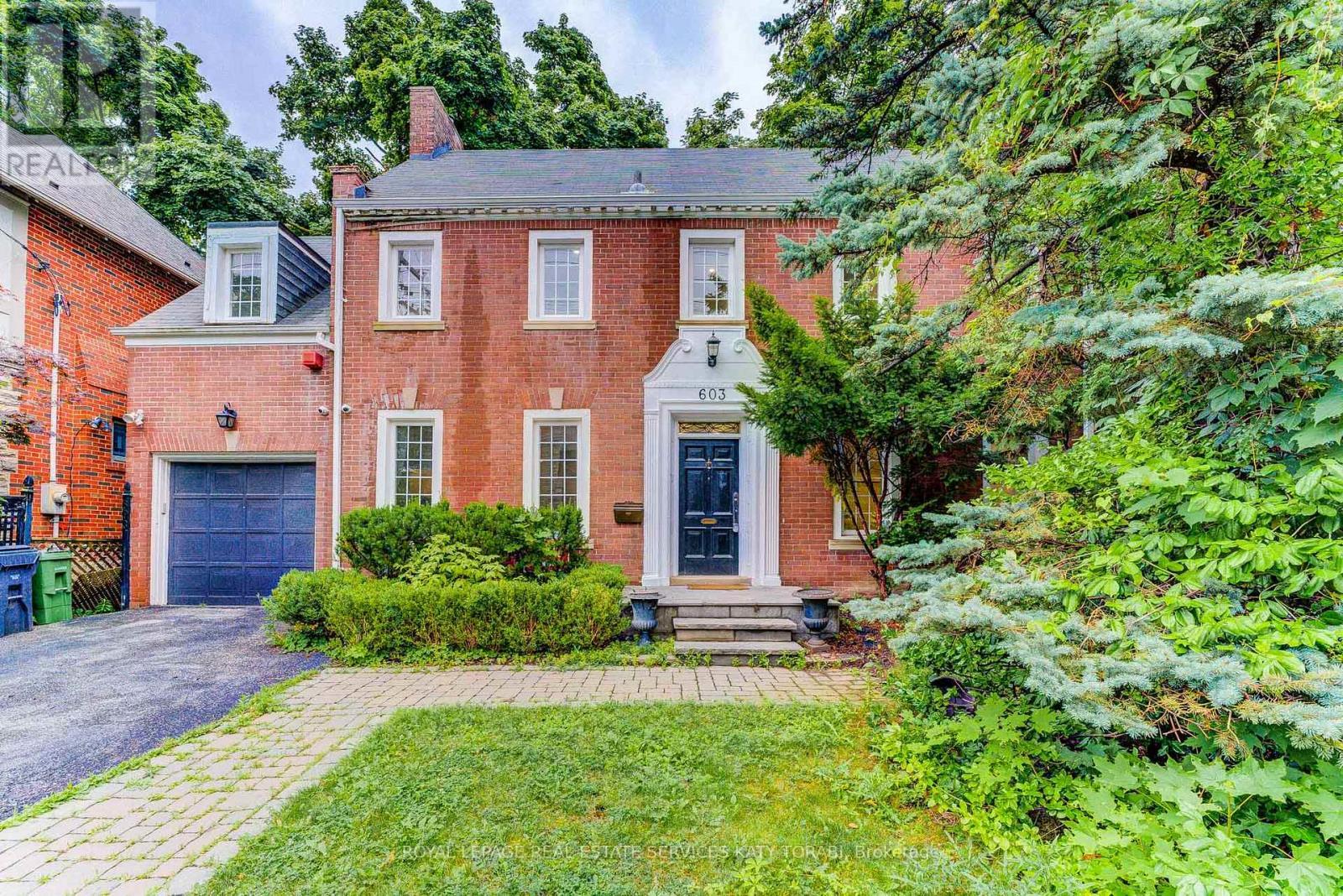 












603 SPADINA ROAD

,
Toronto,




Ontario
M5P2X1

