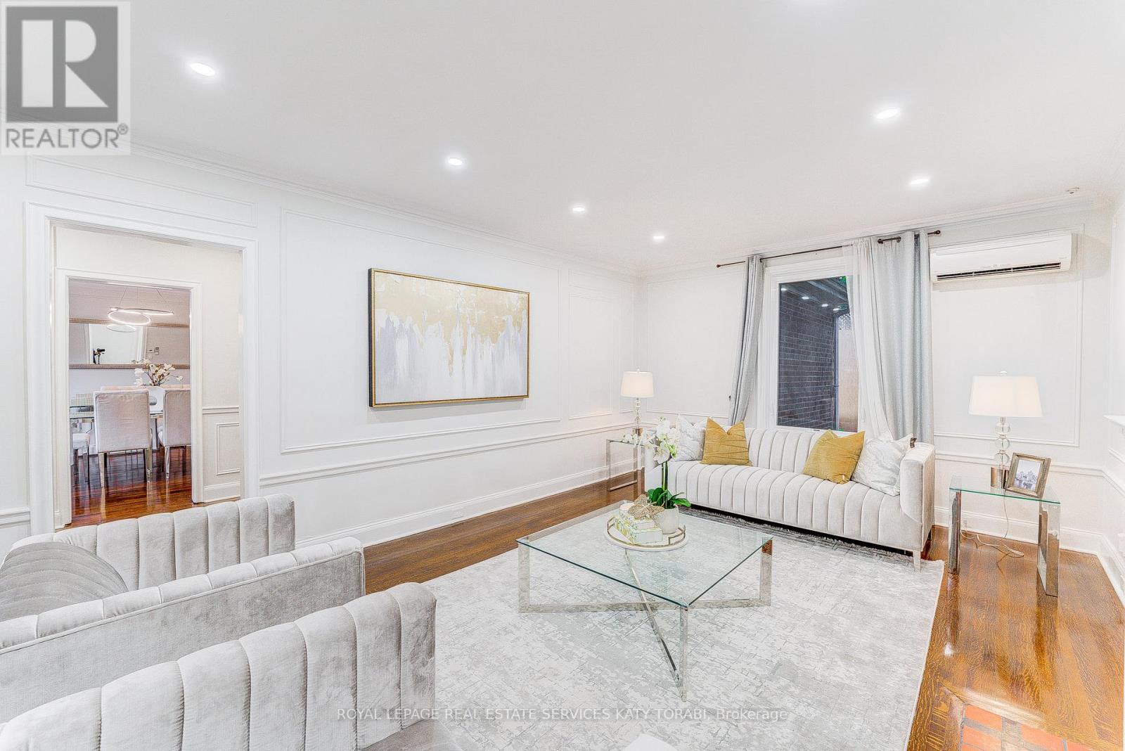 












603 SPADINA ROAD

,
Toronto,




Ontario
M5P2X1

