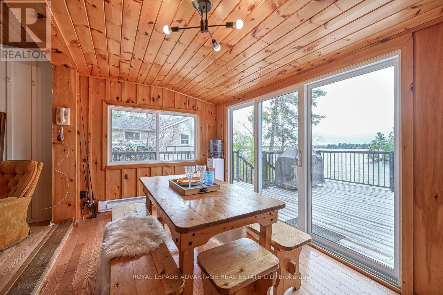 












106 MACMILLAN DRIVE

,
Tay Valley,




Ontario
K7H3C5

