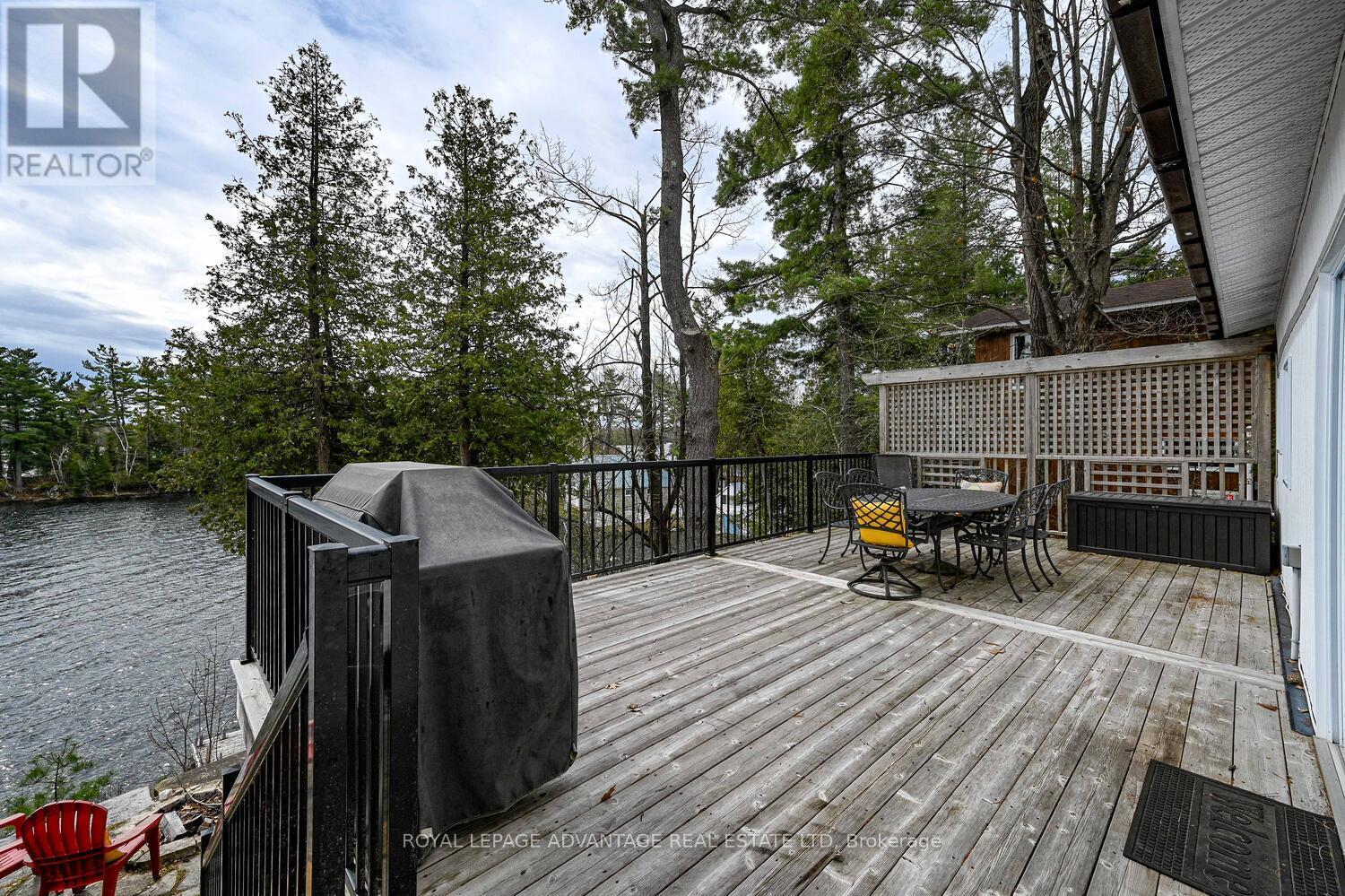 












106 MACMILLAN DRIVE

,
Tay Valley,




Ontario
K7H3C5

