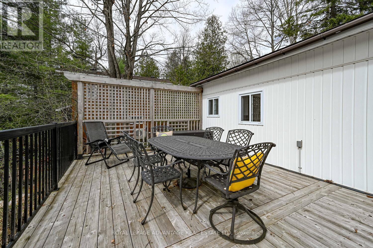 












106 MACMILLAN DRIVE

,
Tay Valley,




Ontario
K7H3C5

