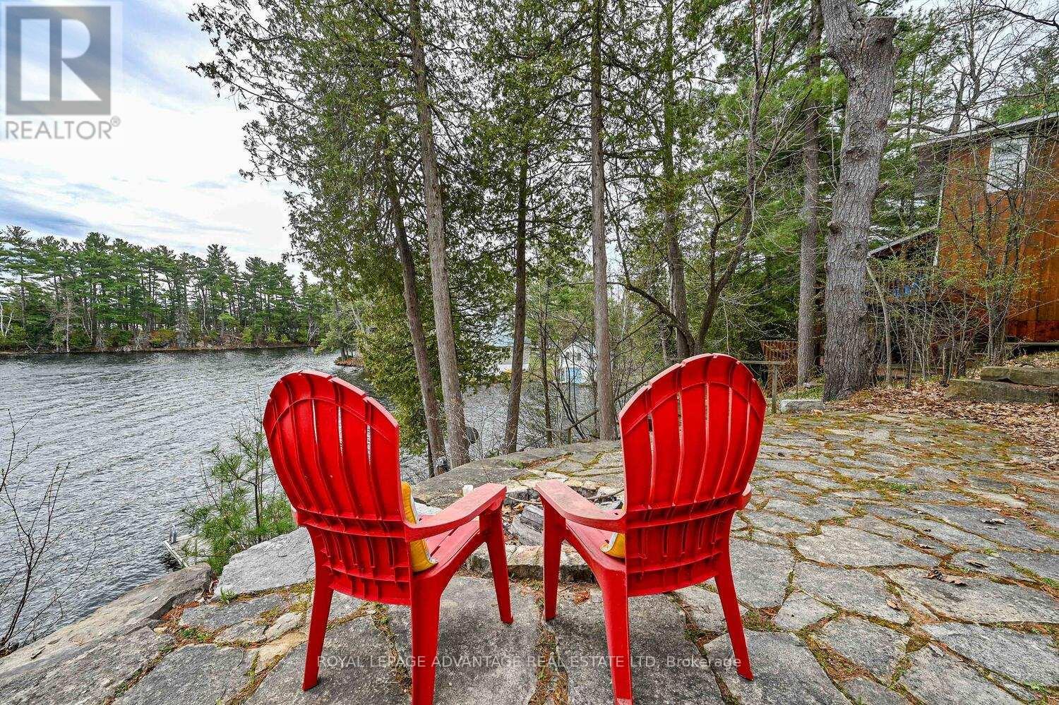 












106 MACMILLAN DRIVE

,
Tay Valley,




Ontario
K7H3C5

