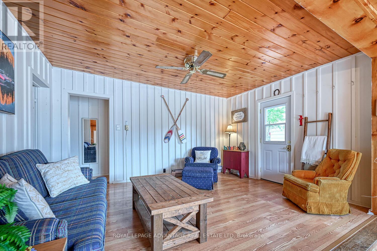 












106 MACMILLAN DRIVE

,
Tay Valley,




Ontario
K7H3C5

