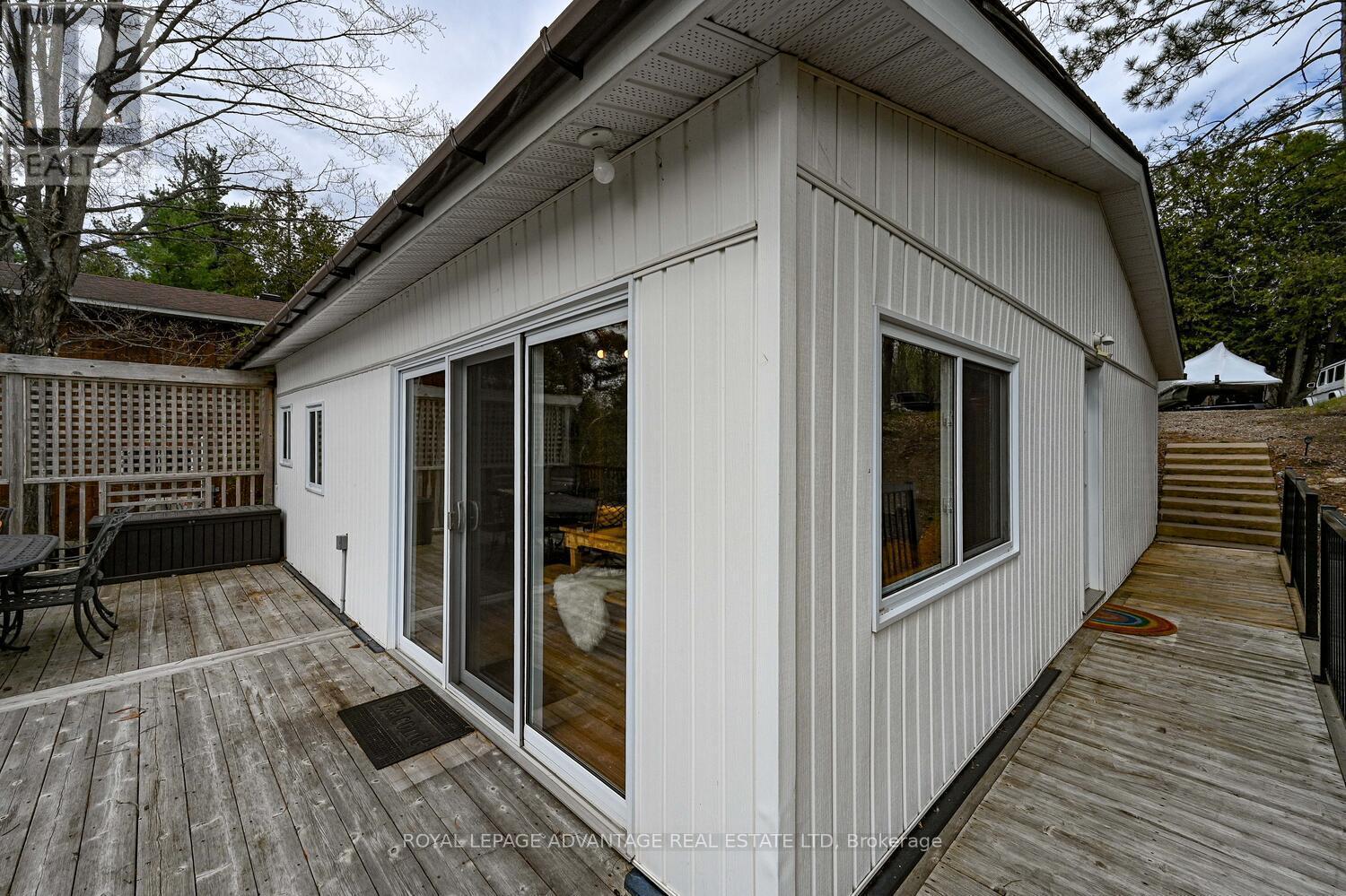












106 MACMILLAN DRIVE

,
Tay Valley,




Ontario
K7H3C5

