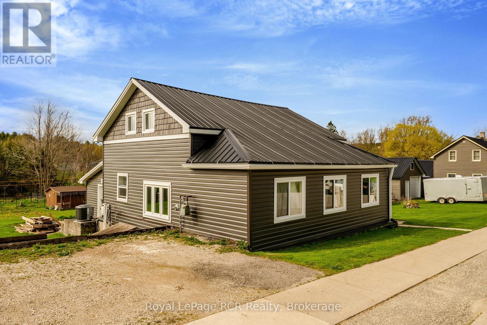 












181 COUNCIL ROAD

,
South Bruce,




Ontario
N0G1W0

