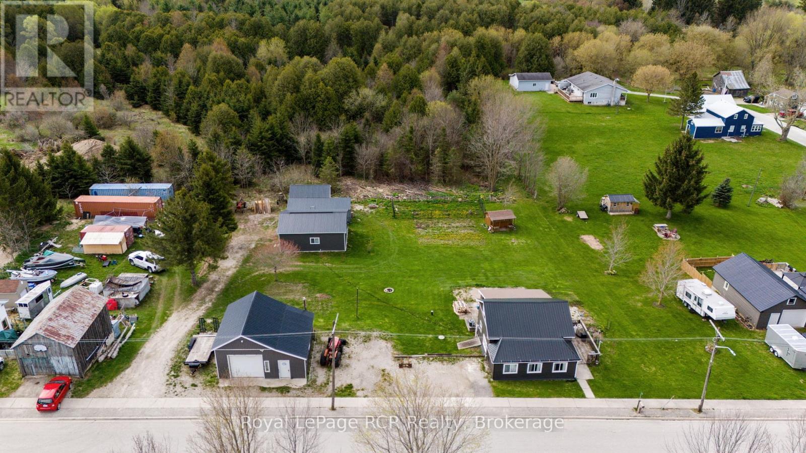 












181 COUNCIL ROAD

,
South Bruce,




Ontario
N0G1W0

